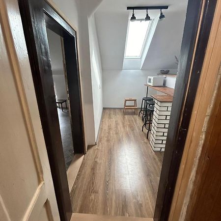 Private Apartament With Shared Bathroom Beograd Ngoại thất bức ảnh