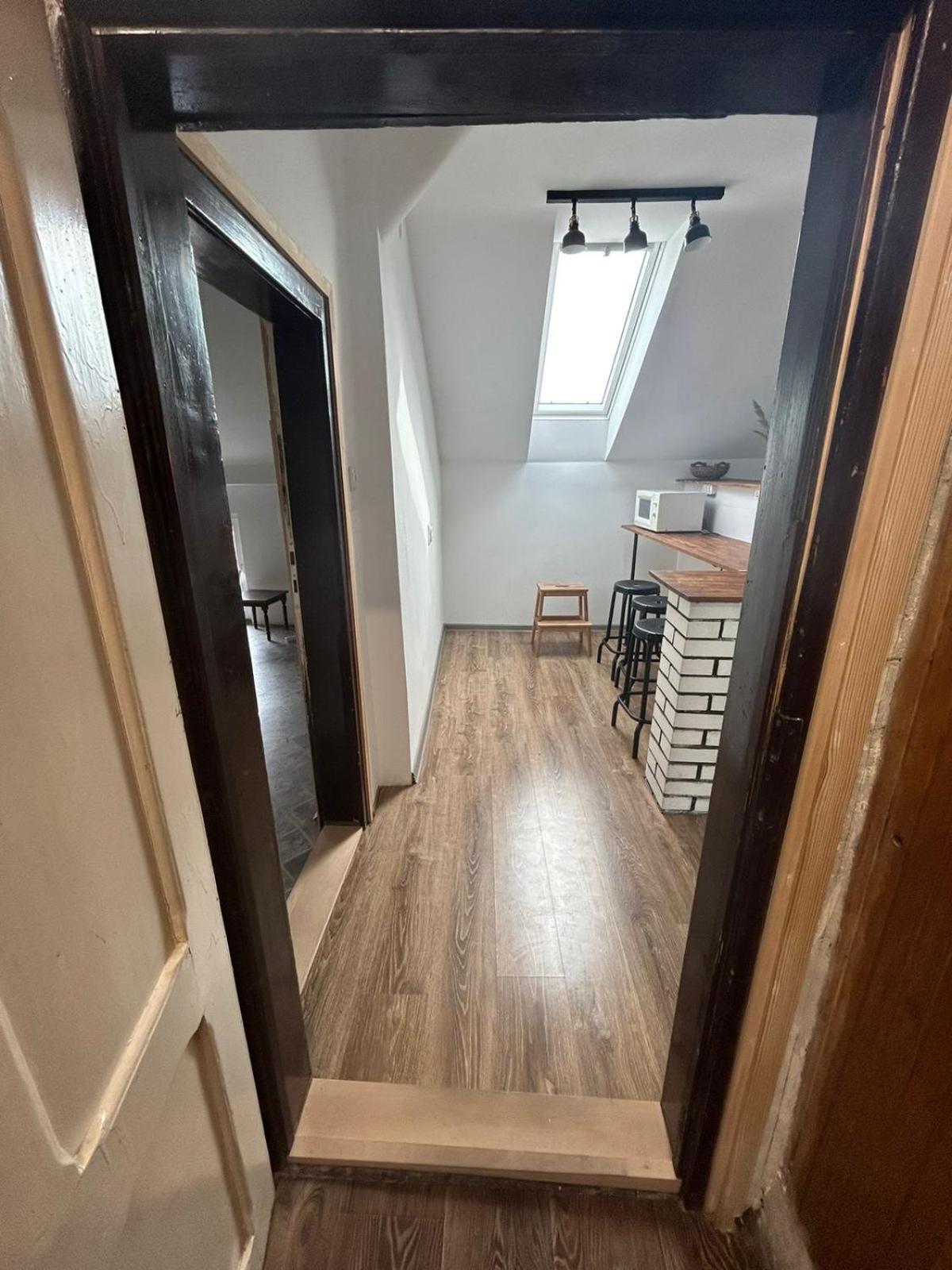 Private Apartament With Shared Bathroom Beograd Ngoại thất bức ảnh